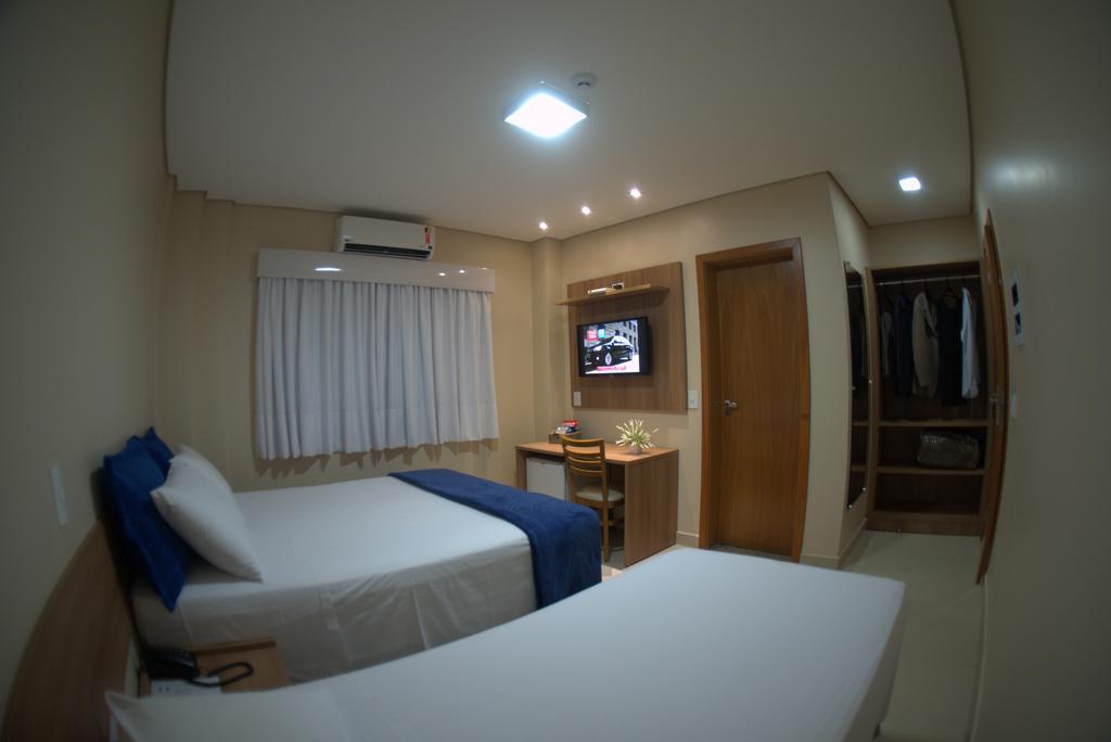 Hotel Portal Da Amazonia Várzea Grande Room photo